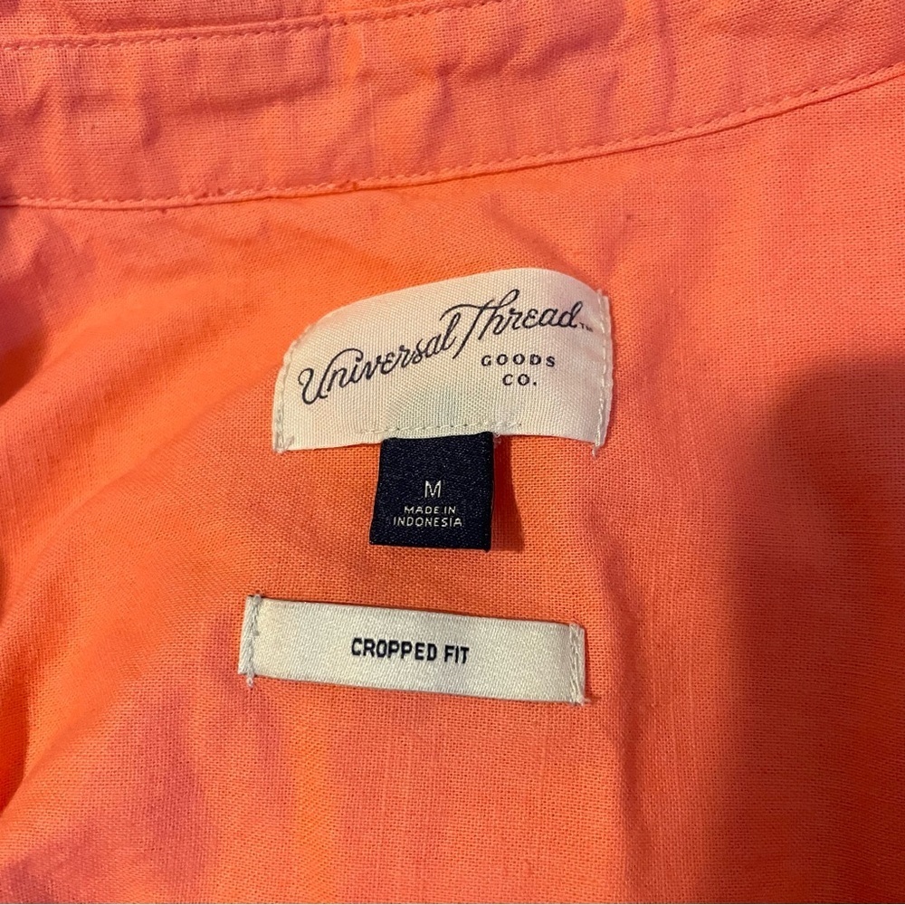 Universal Thread Cropped Fit Button Down - Picture 4 of 6